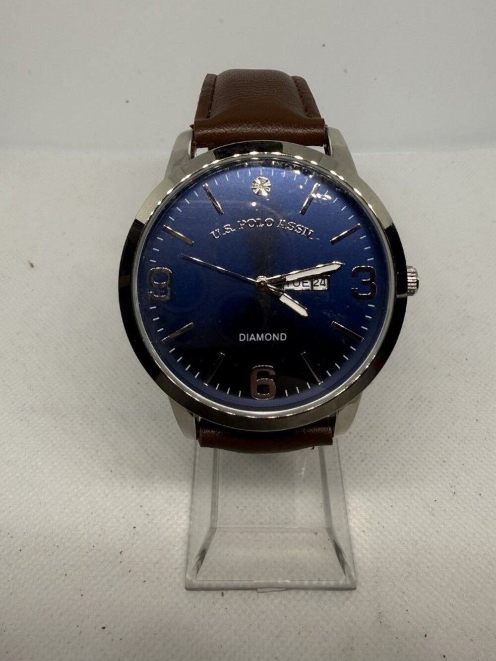 U.S. Polo Assn. Men's Quartz Diamond Accent Watch Blue Sunray Dial Day-Date